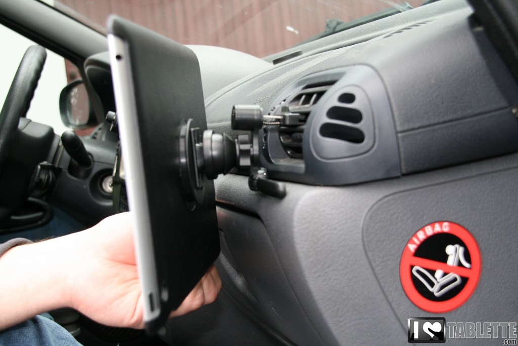 Support voiture ipad