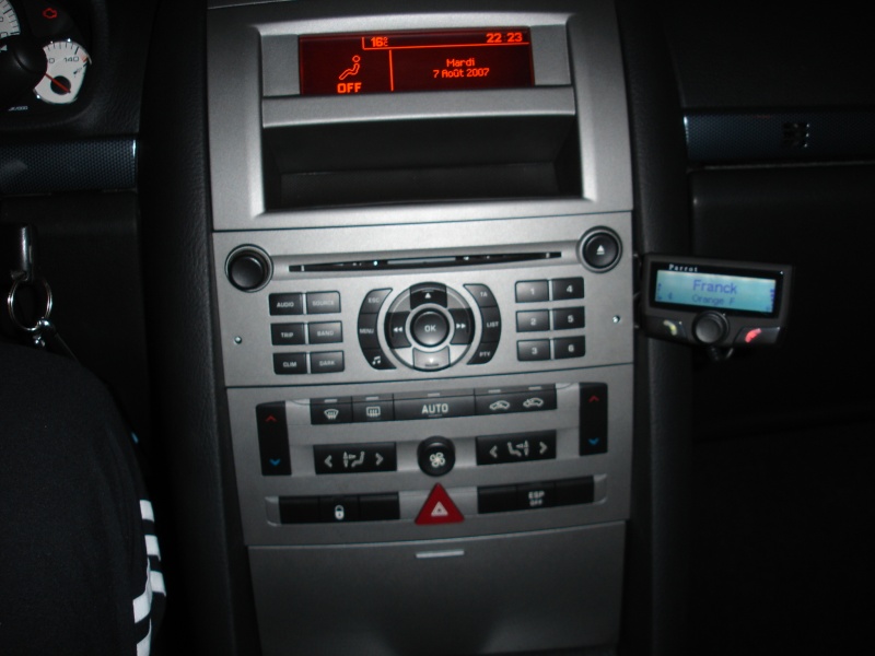 Kit bluetooth voiture 407