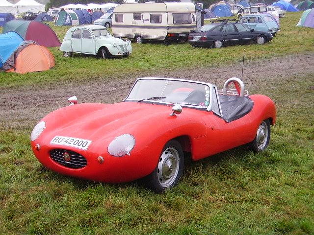Voiture en kit sur base 2cv