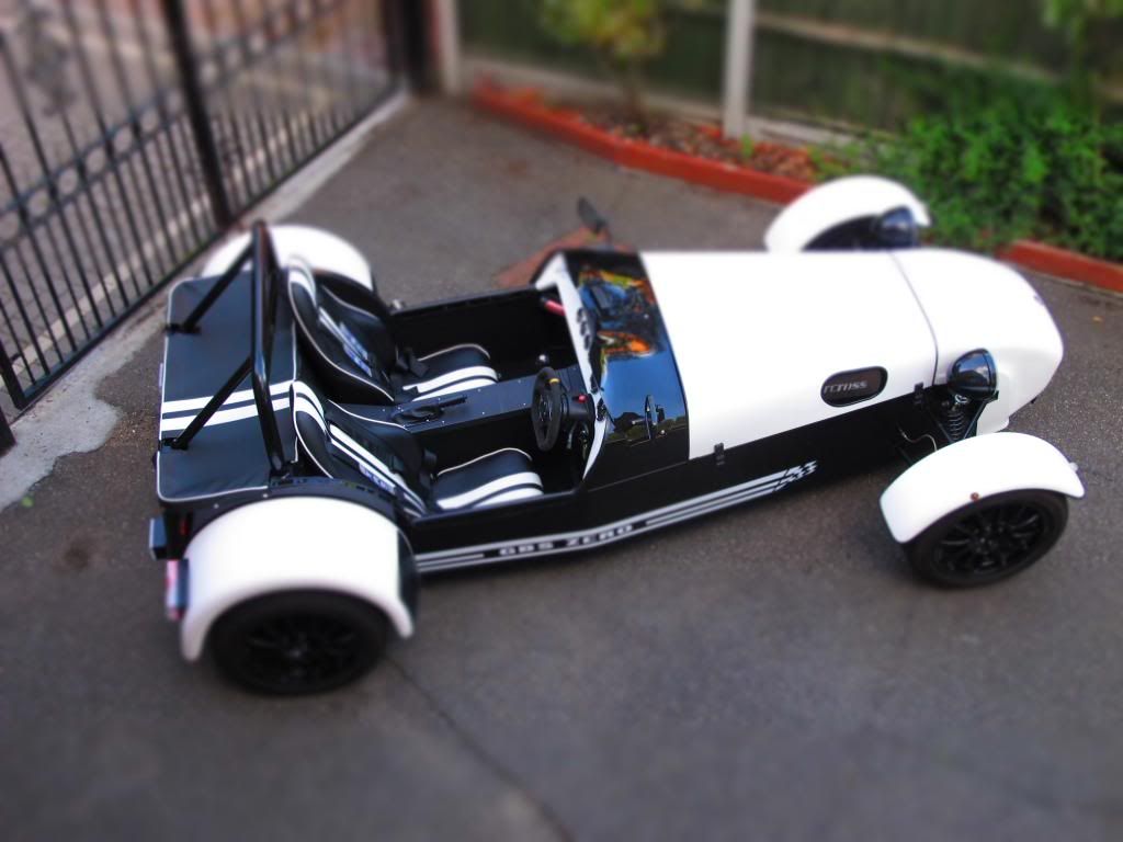 Voiture en kit gbs