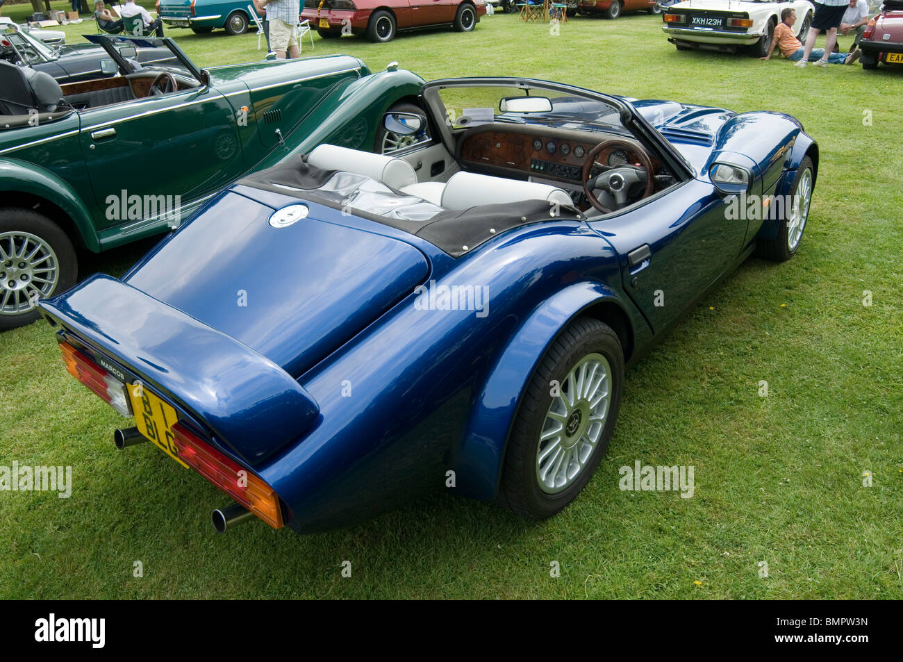 Voiture de sport en kit