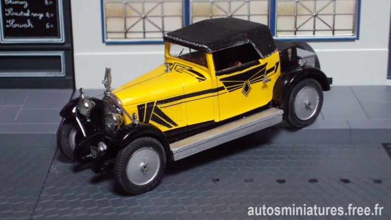Voiture de collection en kit