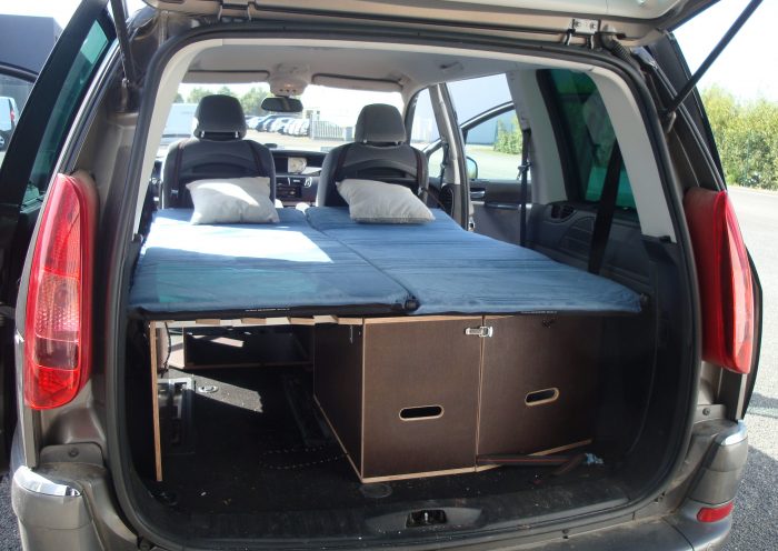 Kit voiture dormir