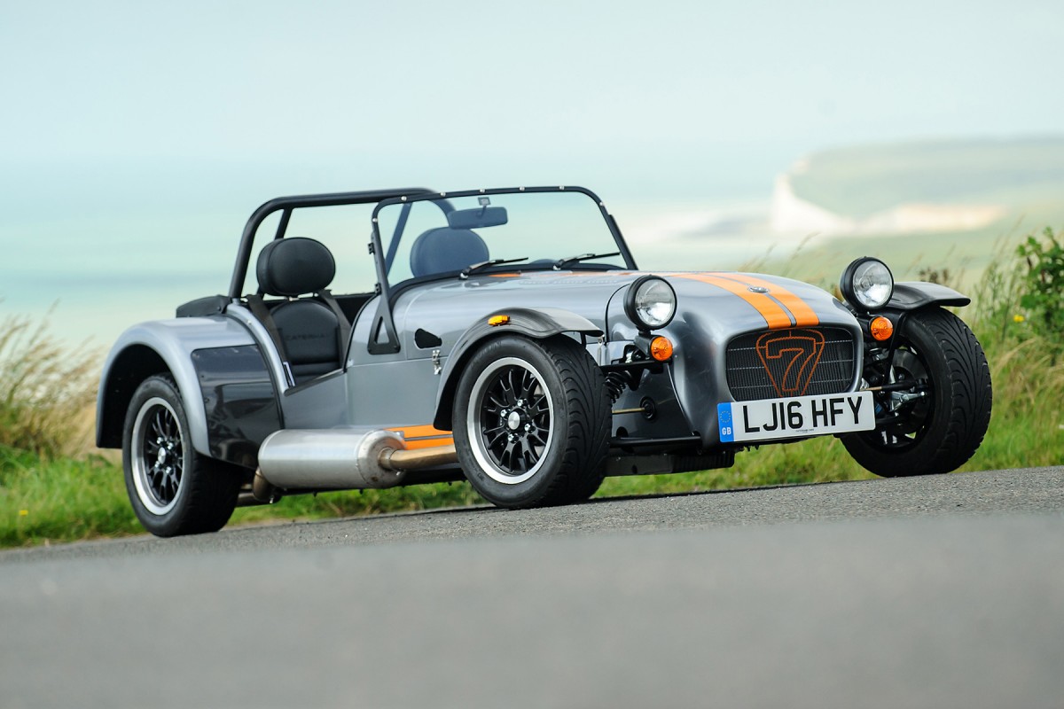 Voiture en kit caterham prix