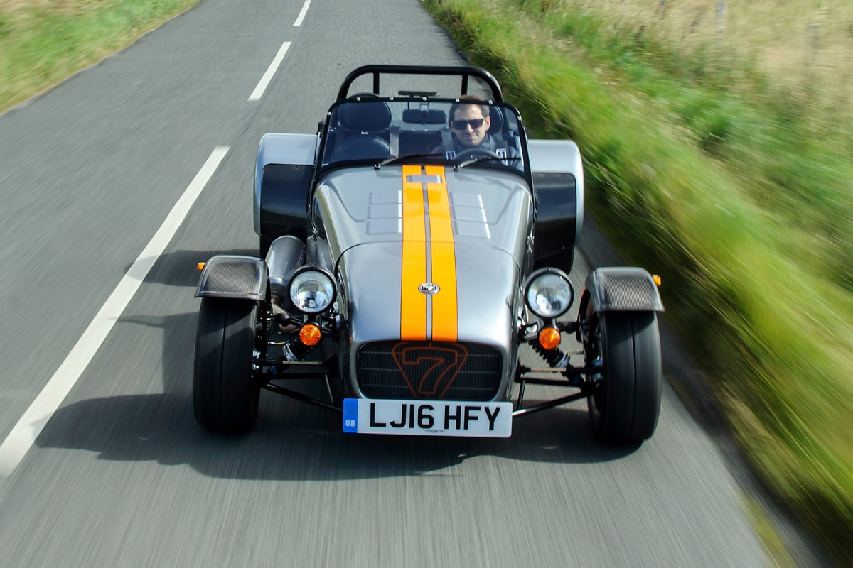 Voiture en kit caterham prix